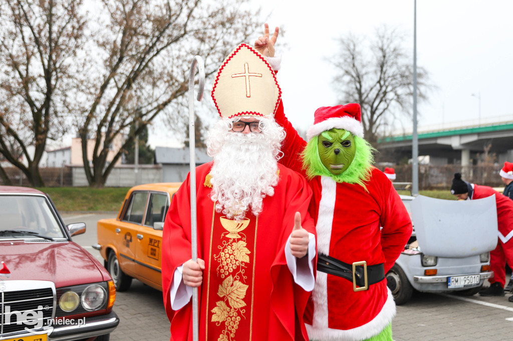 Classic Cars Mielec wyruszył z prezentami do Domu Młodzieży w Tyczynie