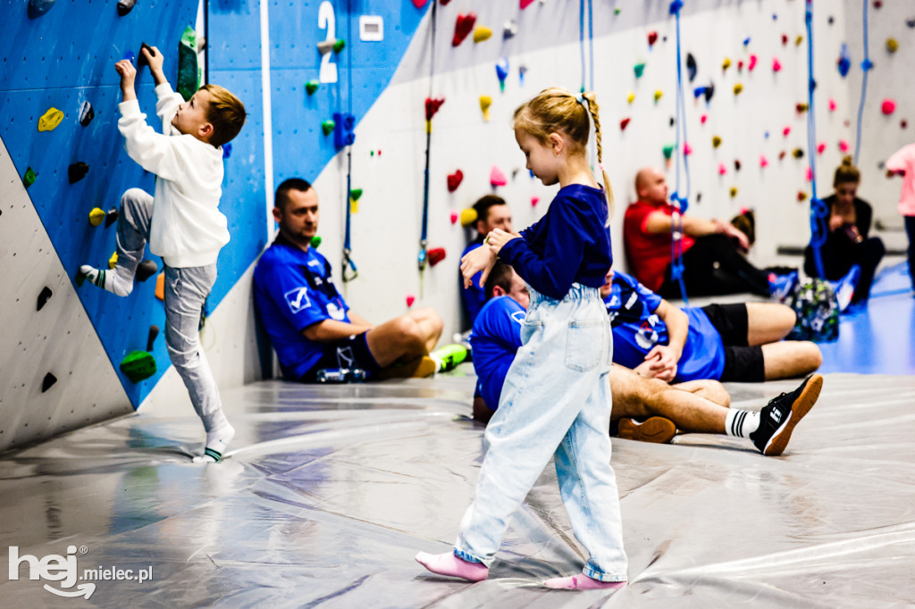 Mikołajkowy Turniej Halowej Piłki Nożnej 2025