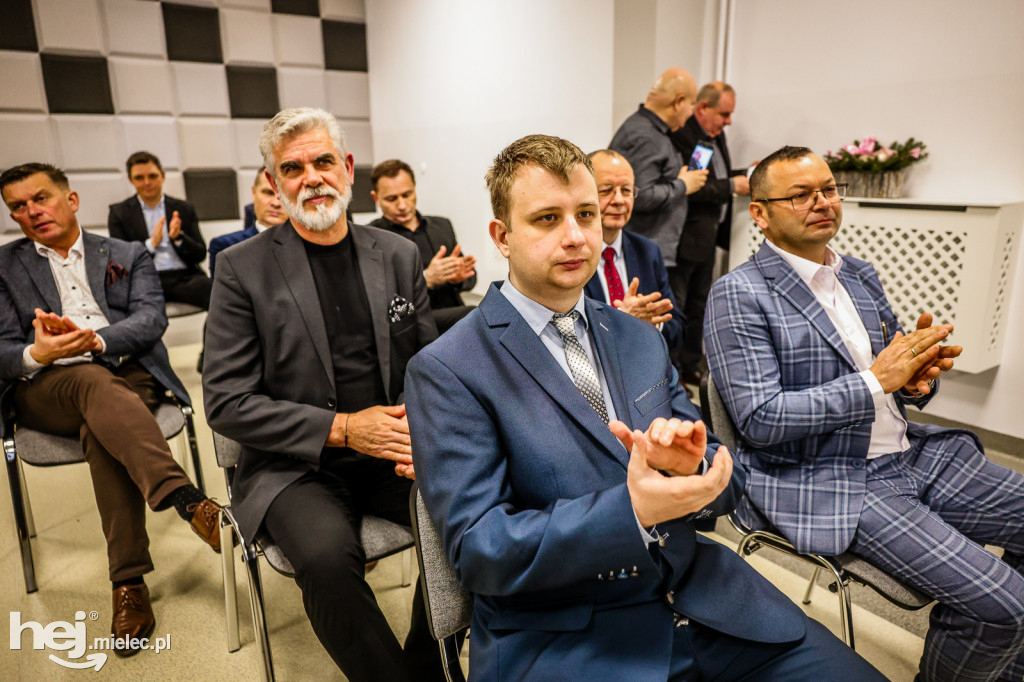 Uroczyste podpisanie umów dotyczących koncepcji dróg w powiecie i regionie