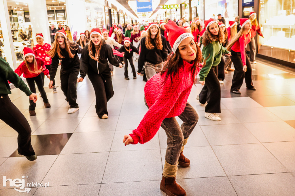 Świąteczny Flashmob w Mielcu