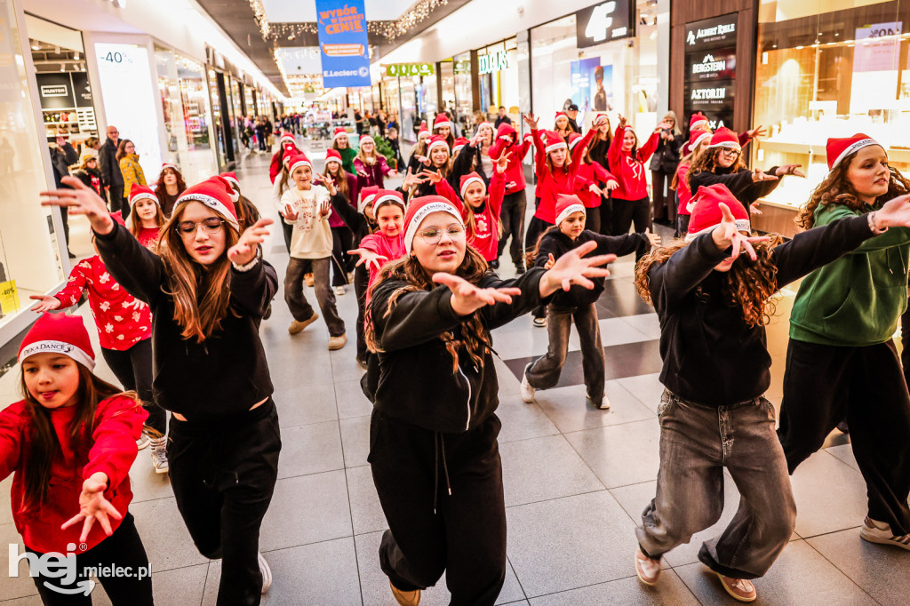 Świąteczny Flashmob w Mielcu