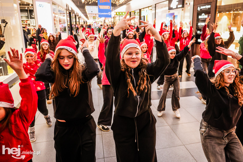 Świąteczny Flashmob w Mielcu