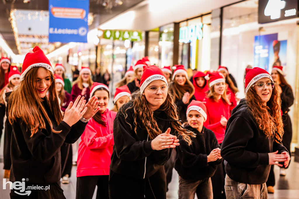 Świąteczny Flashmob w Mielcu