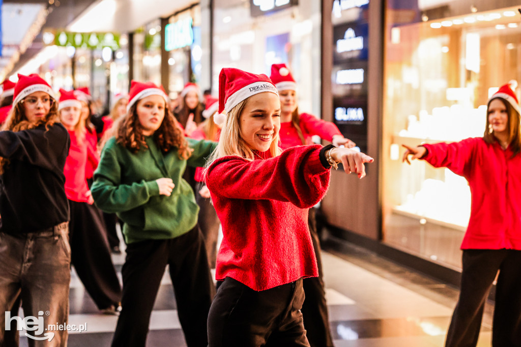 Świąteczny Flashmob w Mielcu