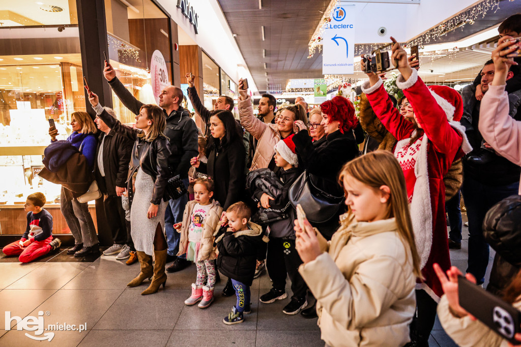 Świąteczny Flashmob w Mielcu