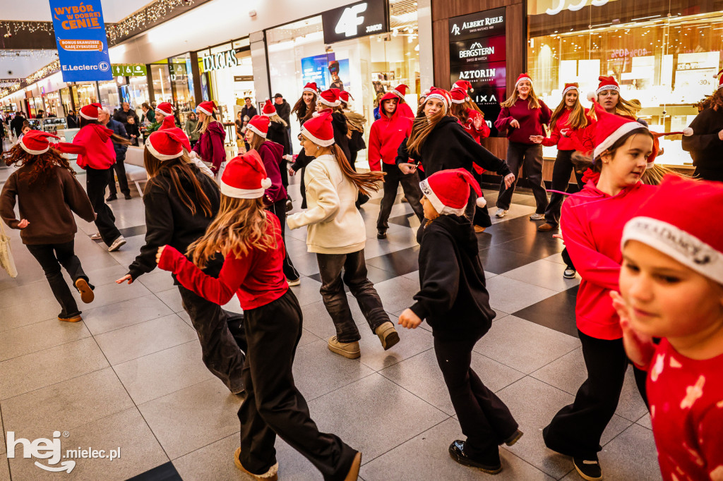 Świąteczny Flashmob w Mielcu