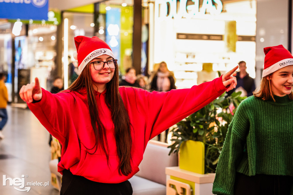Świąteczny Flashmob w Mielcu