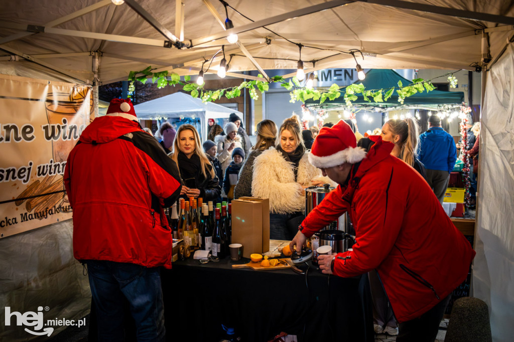 Jarmark Świąteczny 2025