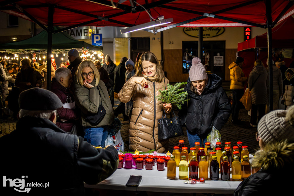 Jarmark Świąteczny 2025