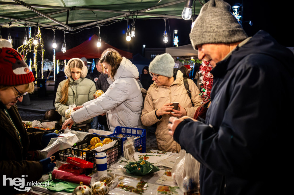 Jarmark Świąteczny 2025