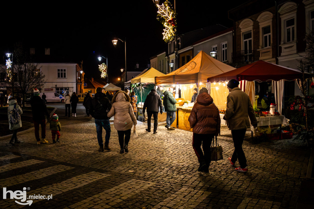Jarmark Świąteczny 2025