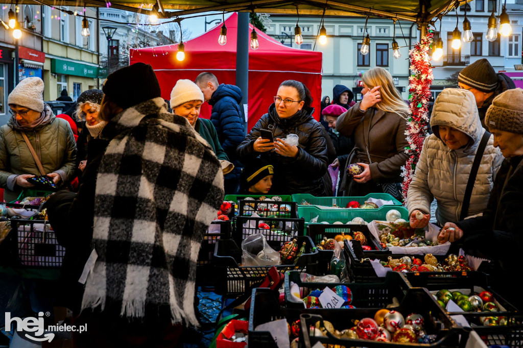 Jarmark Świąteczny 2025