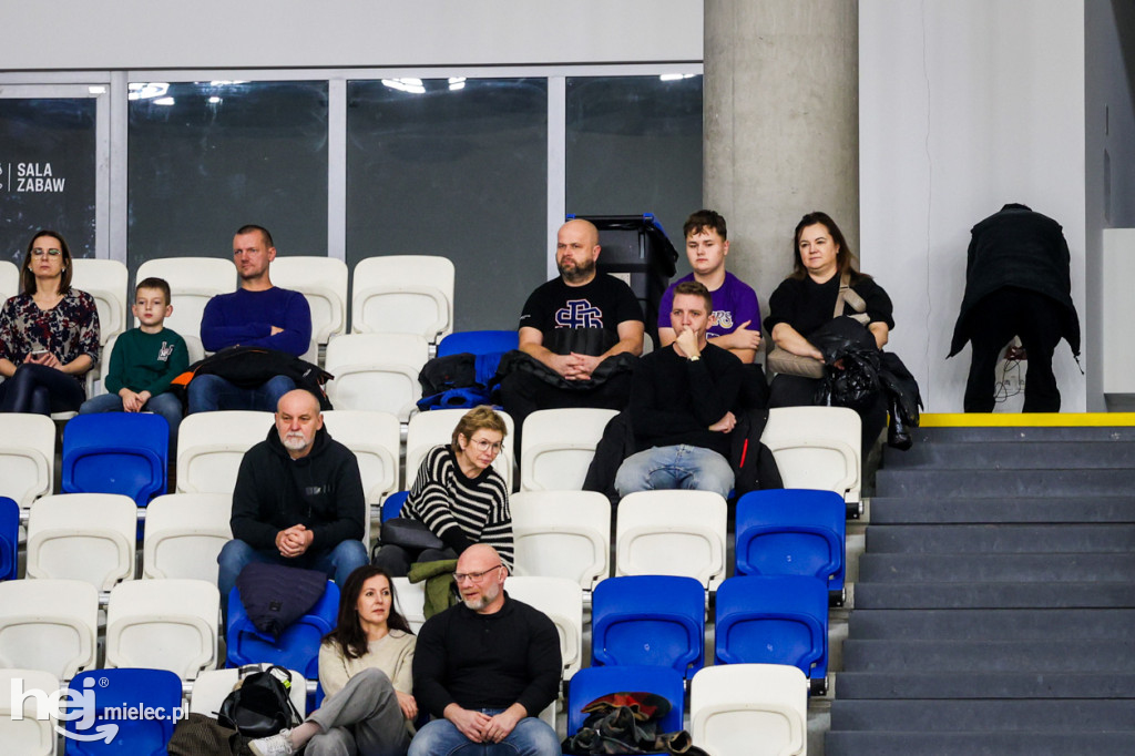 Koszykówka:  DZIKI MIELEC - PTG Sokół Łańcut