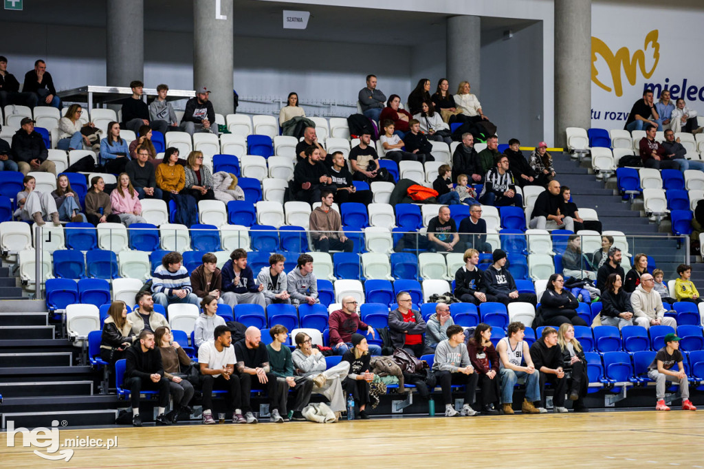 Koszykówka:  DZIKI MIELEC - PTG Sokół Łańcut