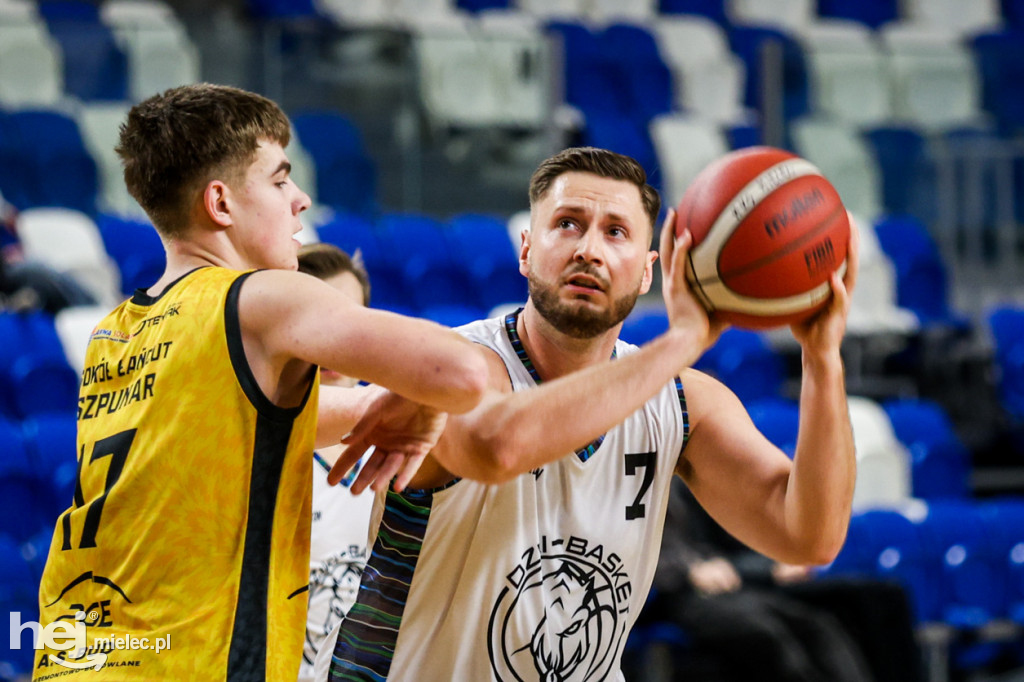Koszykówka:  DZIKI MIELEC - PTG Sokół Łańcut