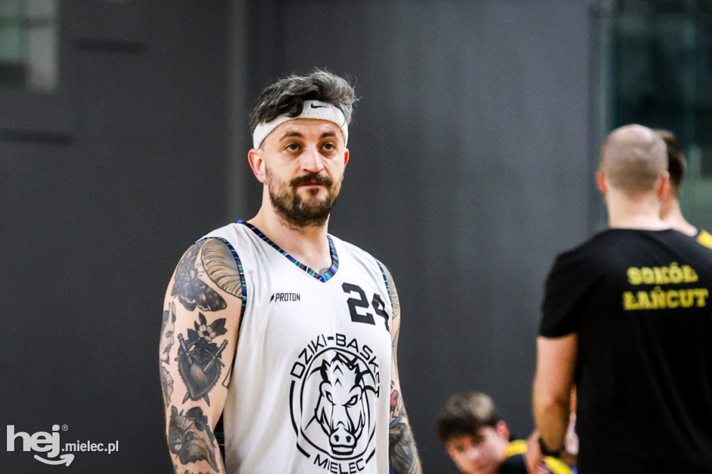 Koszykówka:  DZIKI MIELEC - PTG Sokół Łańcut