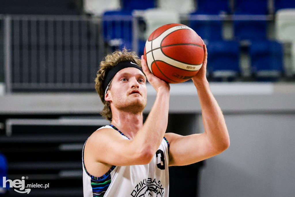 Koszykówka:  DZIKI MIELEC - PTG Sokół Łańcut