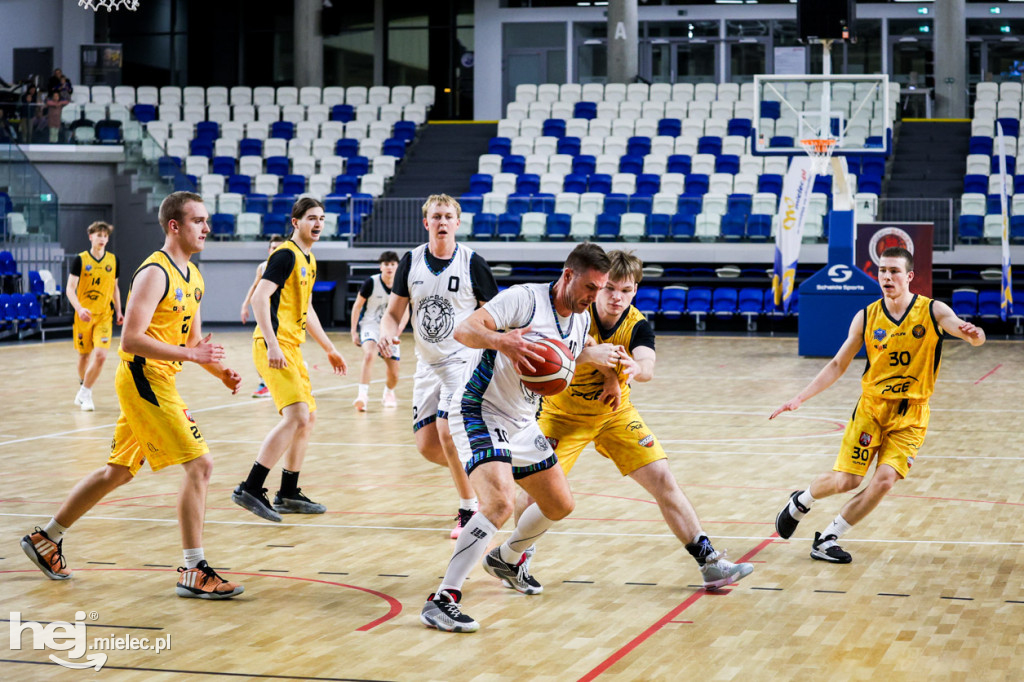 Koszykówka:  DZIKI MIELEC - PTG Sokół Łańcut