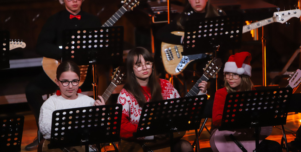 Koncert kolęd w Państwowej Szkole Muzycznej w Mielcu