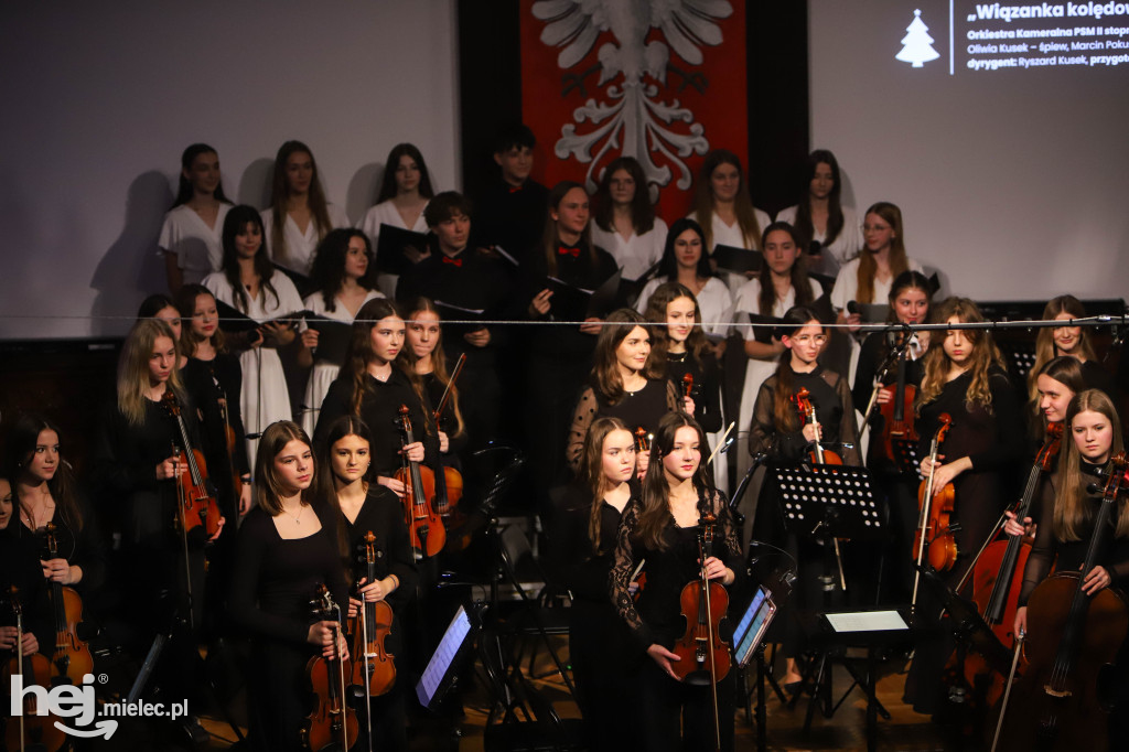 Koncert kolęd w Państwowej Szkole Muzycznej w Mielcu