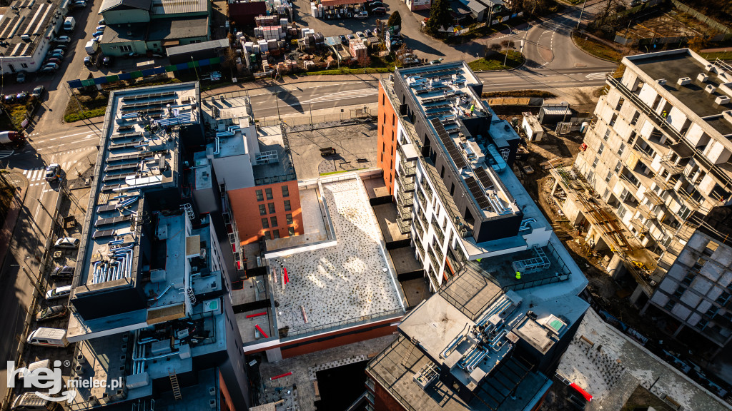 Osiedle Stara Cegielnia w Mielcu jesienią 2025 roku [DRON]