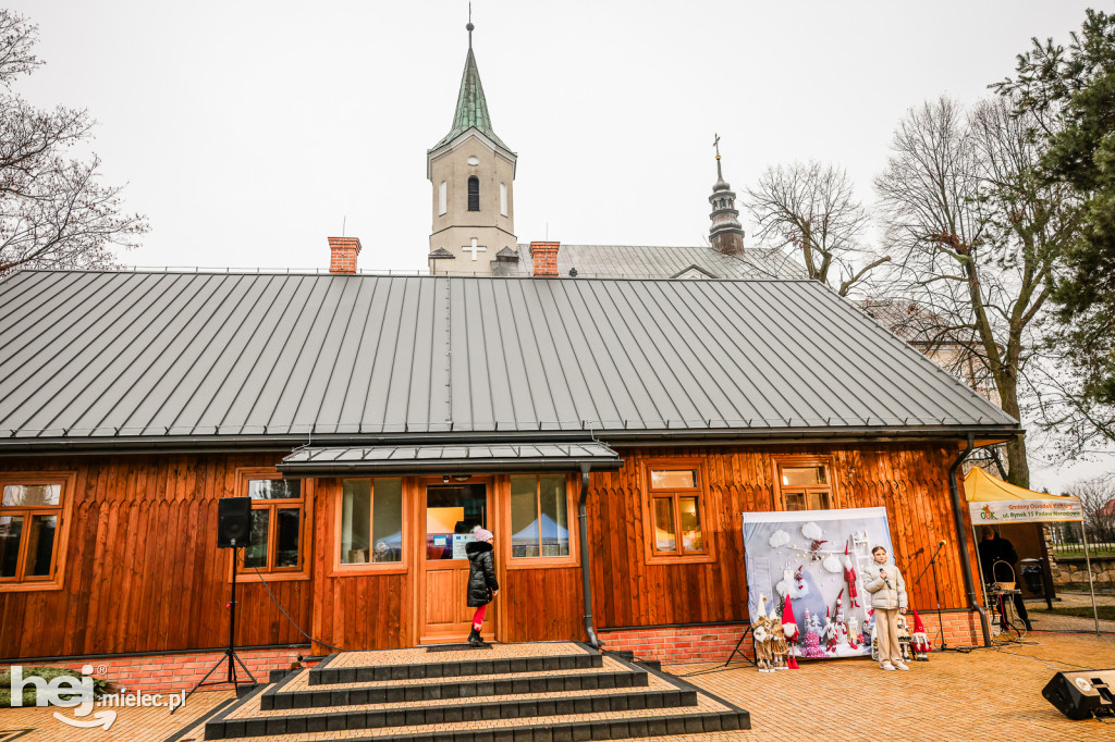 Pierwszy Bożonarodzeniowy Jarmark w Padwi Narodowej
