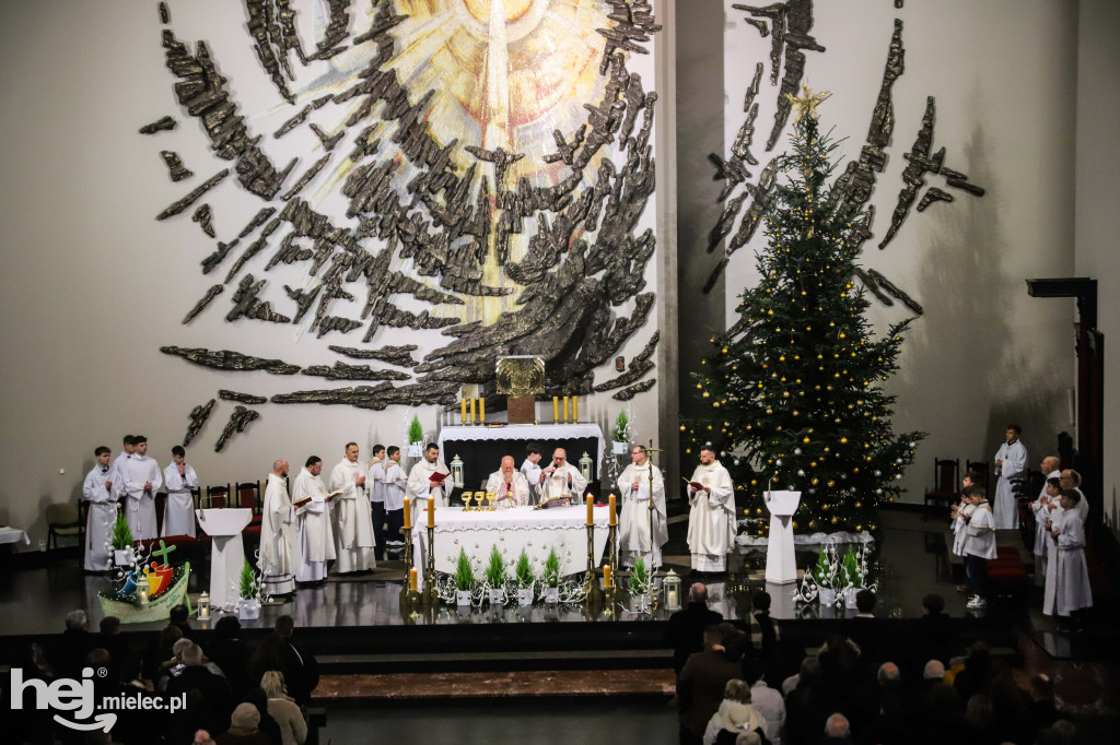 Pasterka w parafii pw. Ducha Świętego w Mielcu