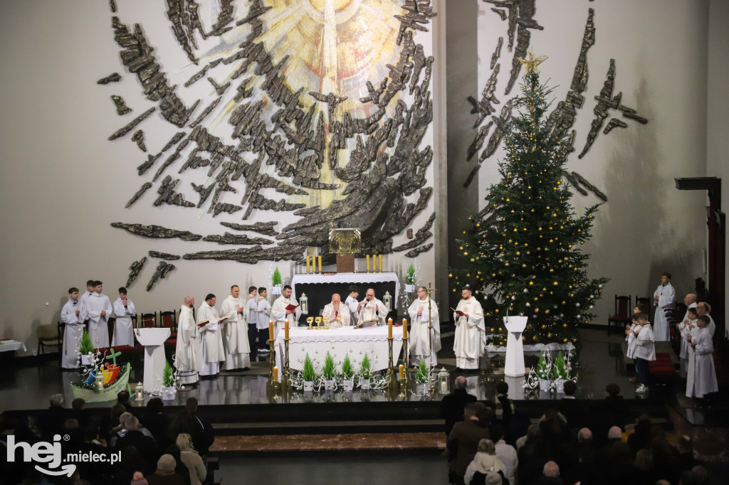 Pasterka w parafii pw. Ducha Świętego w Mielcu