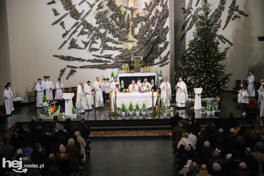 Pasterka w parafii pw. Ducha Świętego w Mielcu