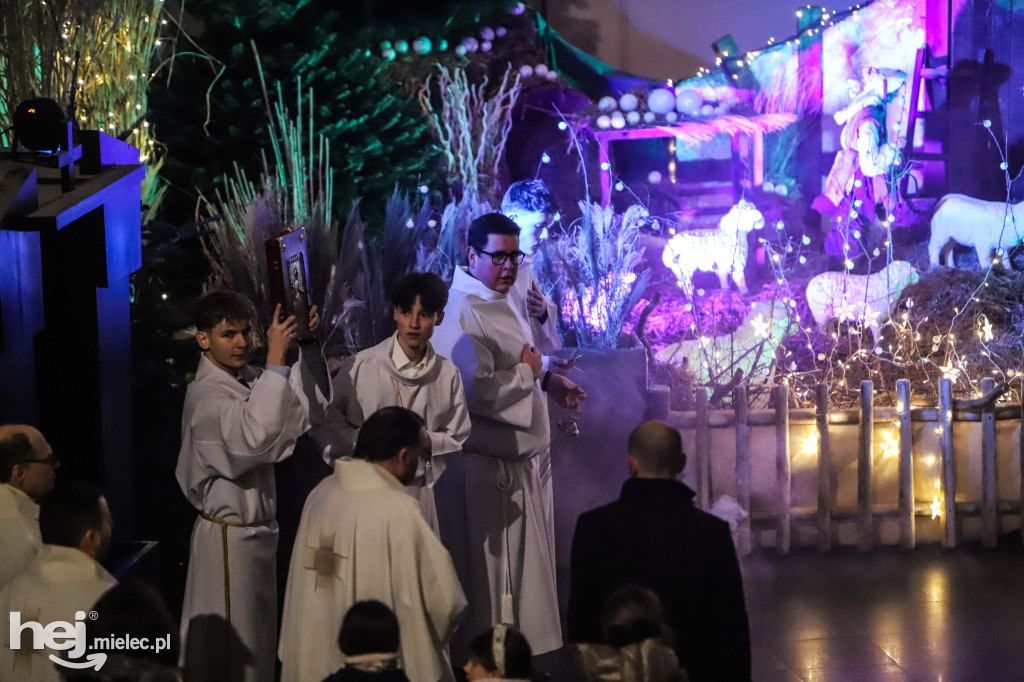 Pasterka w parafii pw. Ducha Świętego w Mielcu