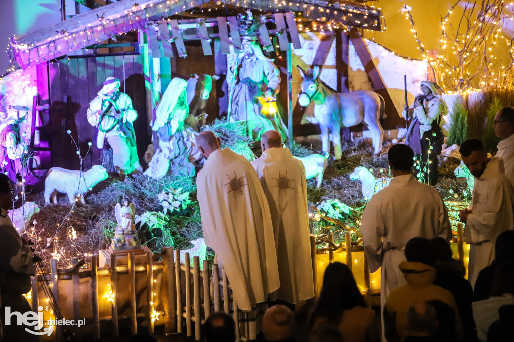Pasterka w parafii pw. Ducha Świętego w Mielcu