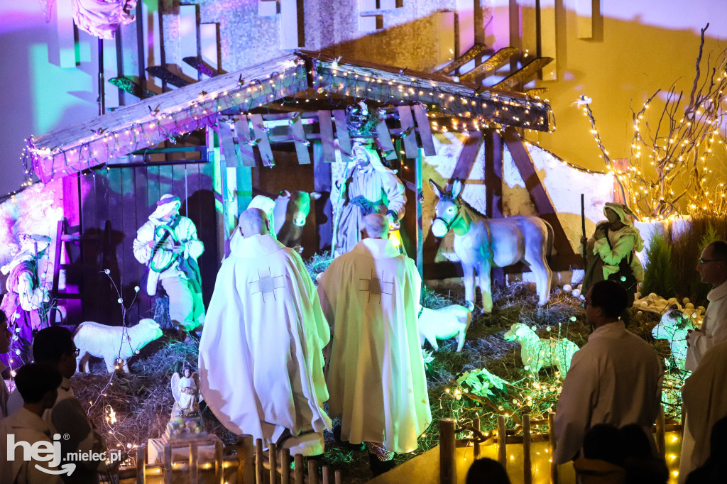 Pasterka w parafii pw. Ducha Świętego w Mielcu