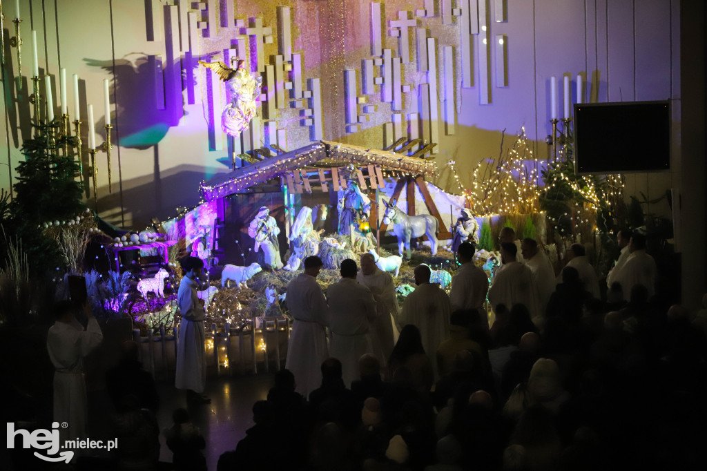 Pasterka w parafii pw. Ducha Świętego w Mielcu
