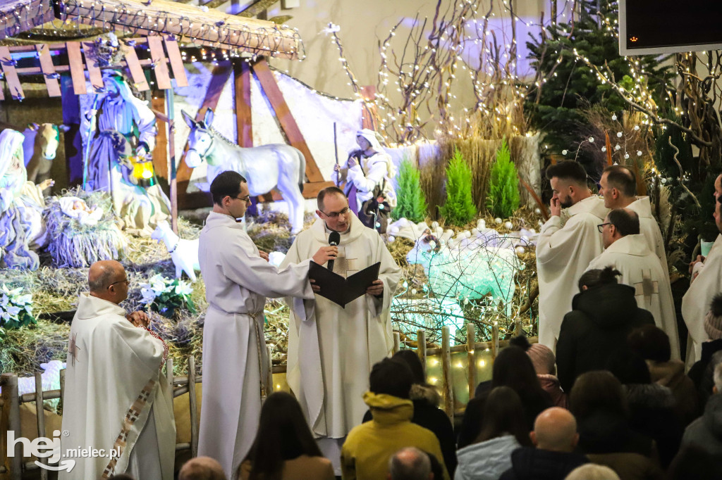 Pasterka w parafii pw. Ducha Świętego w Mielcu