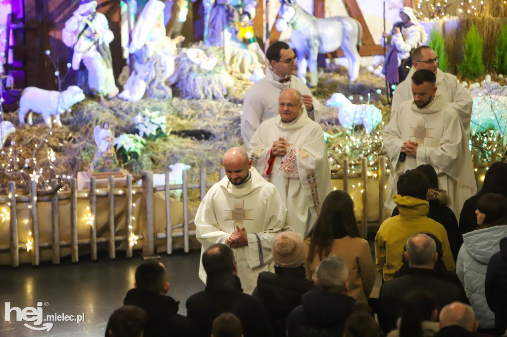 Pasterka w parafii pw. Ducha Świętego w Mielcu