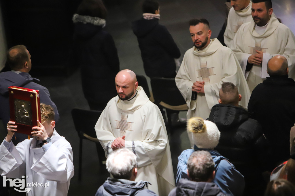 Pasterka w parafii pw. Ducha Świętego w Mielcu