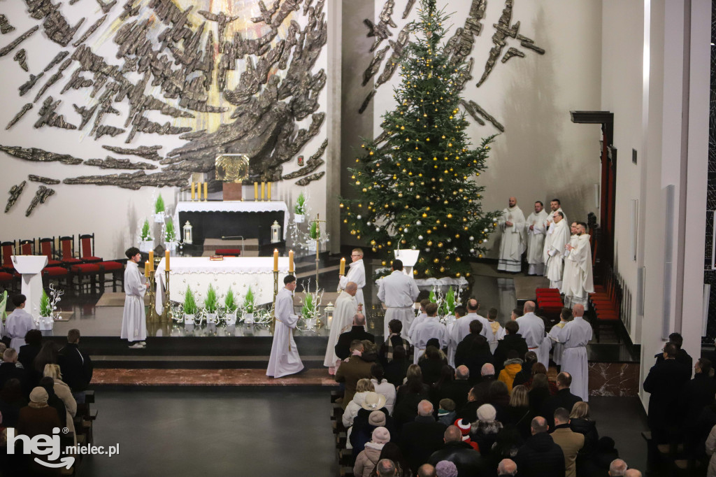 Pasterka w parafii pw. Ducha Świętego w Mielcu