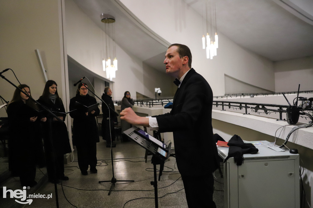 Chór Młodzieżowy parafii Ducha Świętego na Pasterce