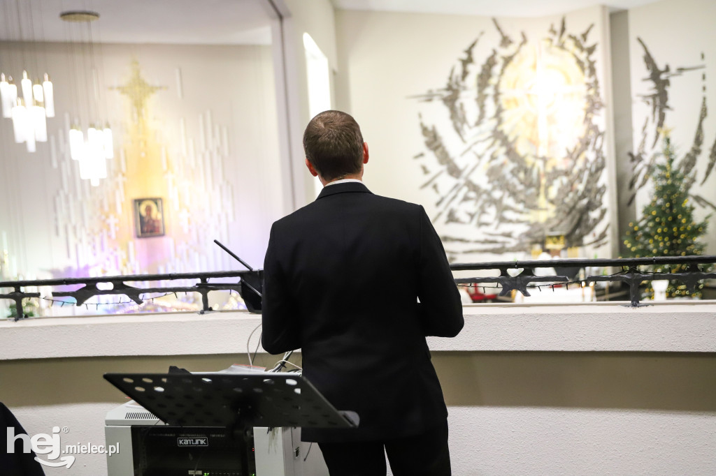 Chór Młodzieżowy parafii Ducha Świętego na Pasterce