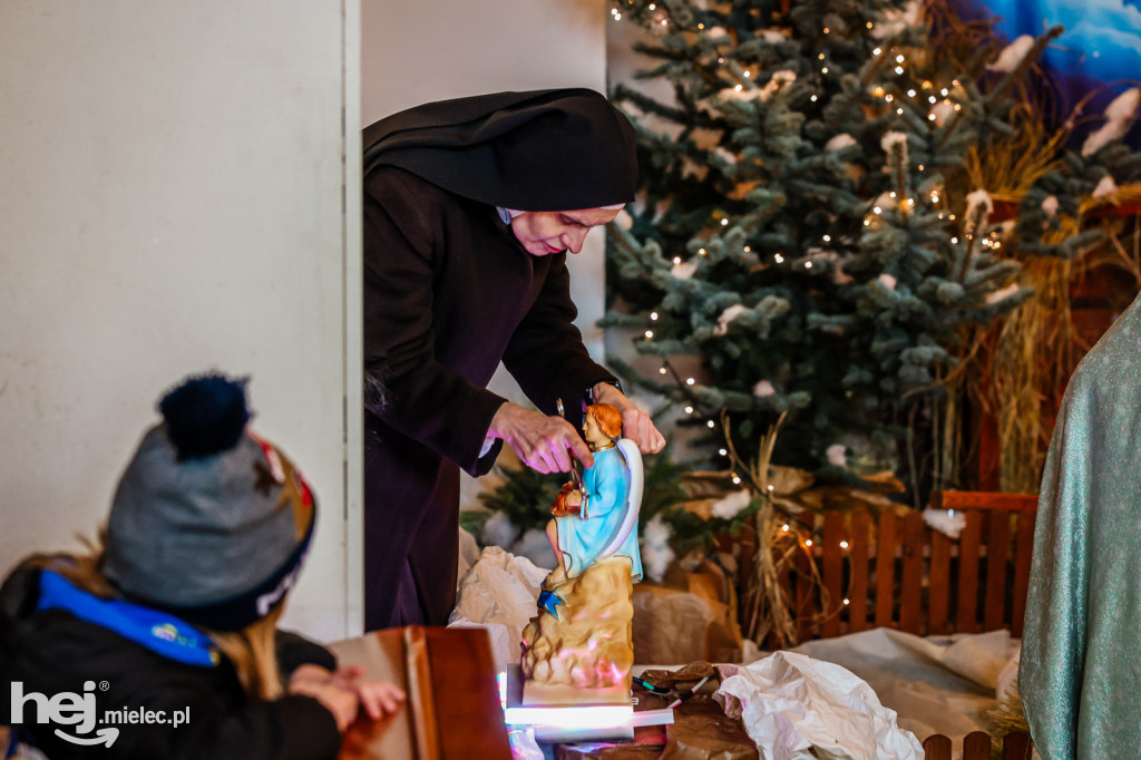 Bożonarodzeniowe szopki w mieleckich kościołach