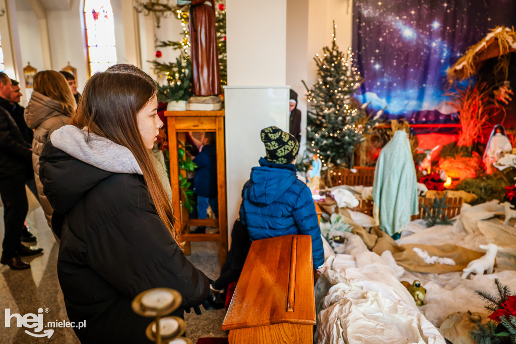 Bożonarodzeniowe szopki w mieleckich kościołach