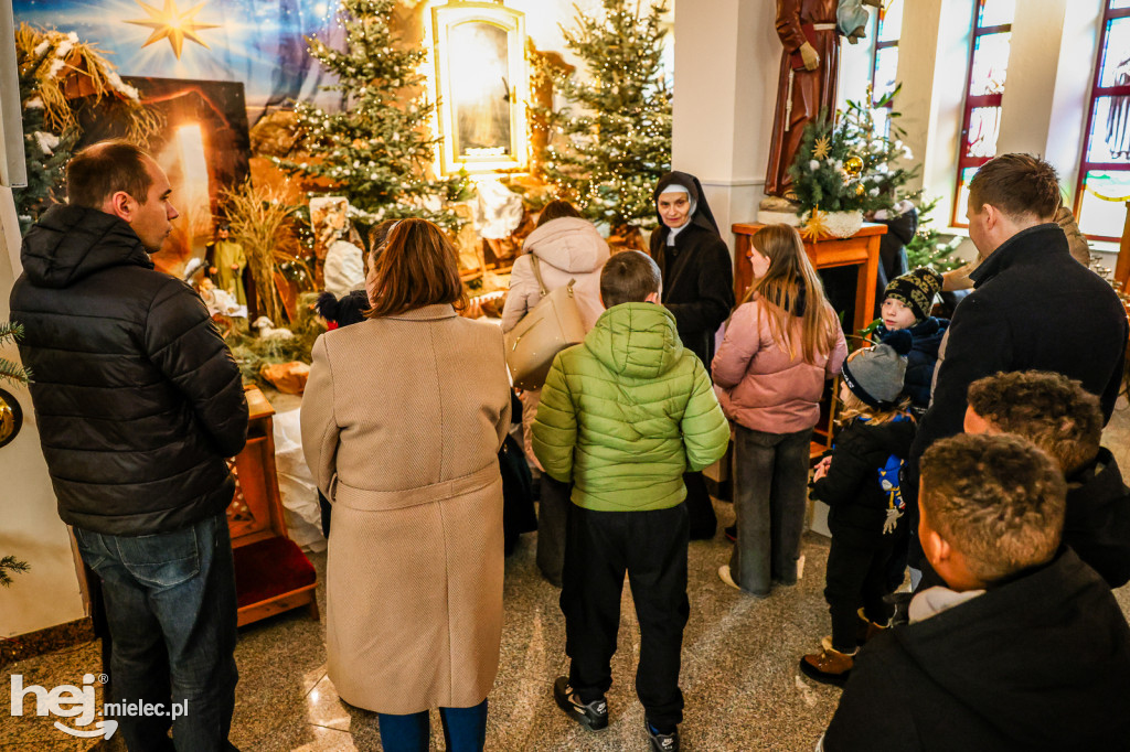 Bożonarodzeniowe szopki w mieleckich kościołach