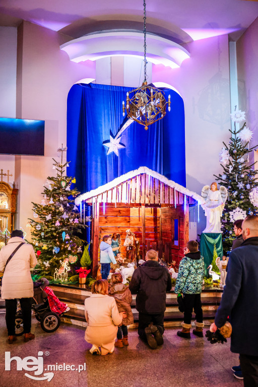 Bożonarodzeniowe szopki w mieleckich kościołach