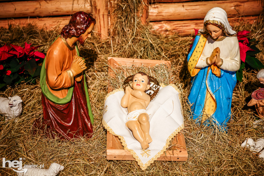 Bożonarodzeniowe szopki w mieleckich kościołach