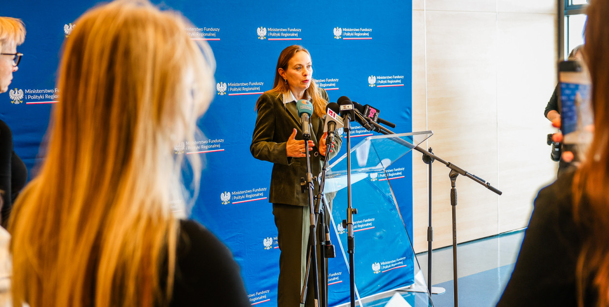 WIZYTA MINISTER KATARZYNY PEŁCZYŃSKIEJ-NAŁĘCZ