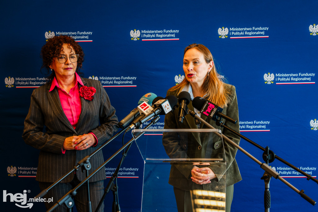 WIZYTA MINISTER KATARZYNY PEŁCZYŃSKIEJ-NAŁĘCZ