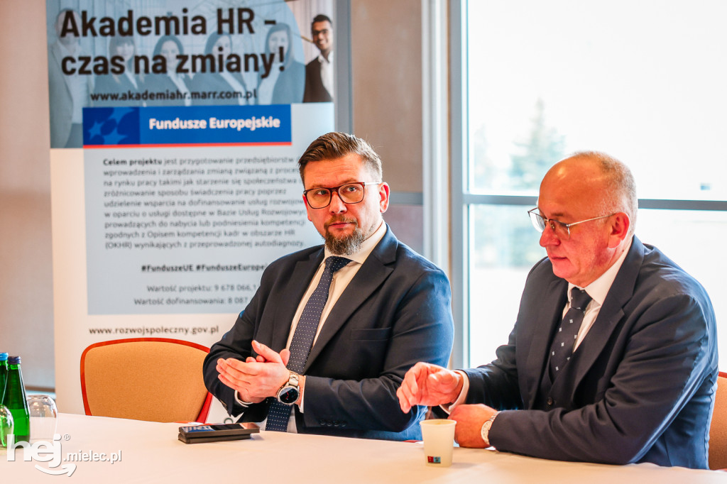 WIZYTA MINISTER KATARZYNY PEŁCZYŃSKIEJ-NAŁĘCZ