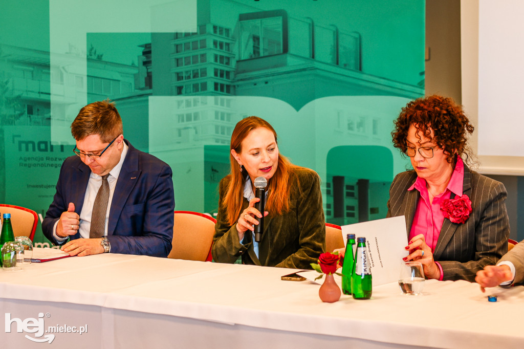 WIZYTA MINISTER KATARZYNY PEŁCZYŃSKIEJ-NAŁĘCZ