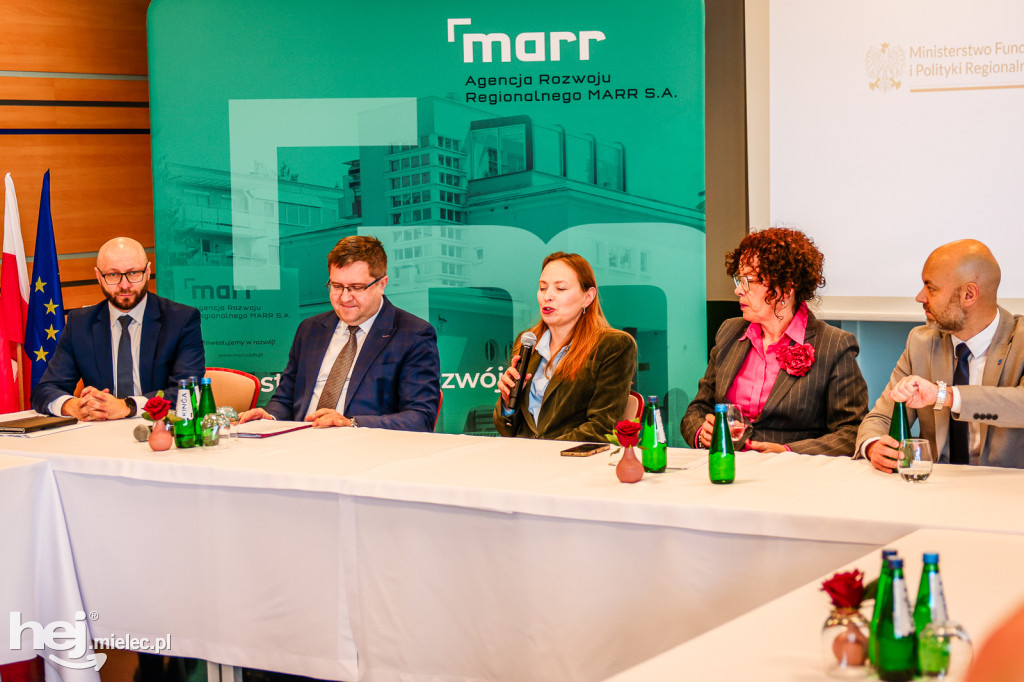 WIZYTA MINISTER KATARZYNY PEŁCZYŃSKIEJ-NAŁĘCZ