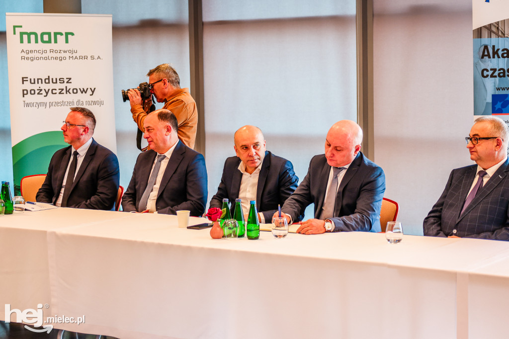 WIZYTA MINISTER KATARZYNY PEŁCZYŃSKIEJ-NAŁĘCZ